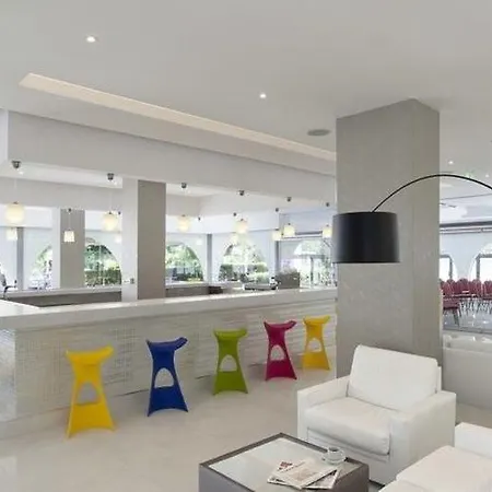 Hotell Mistral 5*